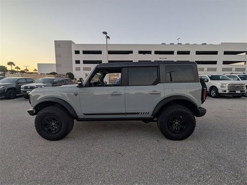 Used 2021 Ford Bronco First Edition image 4