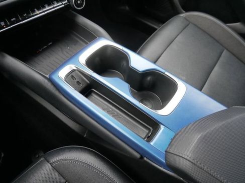 Used 2025 Chevrolet Equinox EV LT w/ Convenience Package image 18