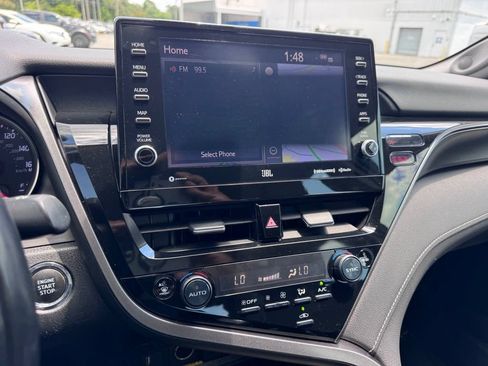 Used 2021 Toyota Camry XSE w/ Navigation Package FWD image 10