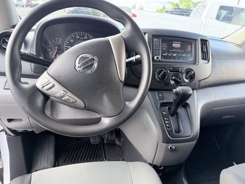 Used 2020 Nissan NV200 S FWD image 15