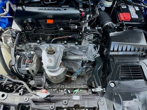 Used 2022 Honda Civic LX image 29