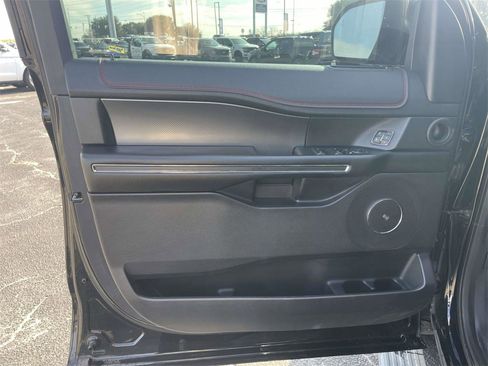 Used 2019 Ford Expedition Limited w/ Equipment Group 303A image 15