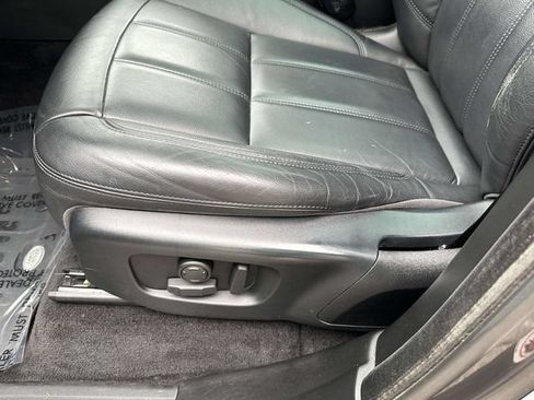 Used 2020 Land Rover Range Rover Sport SE AWD/4WD image 24