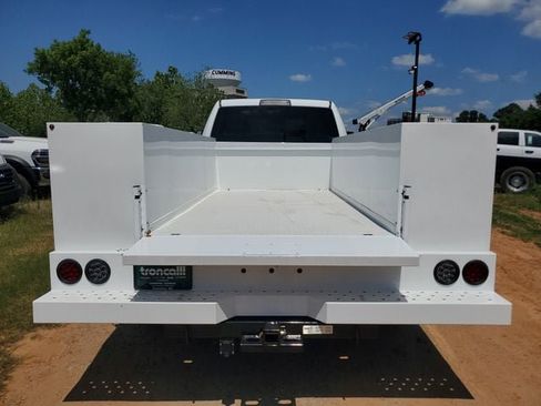New 2026 RAM 3500 Tradesman w/ Chrome Appearance Group A AWD/4WD image 14