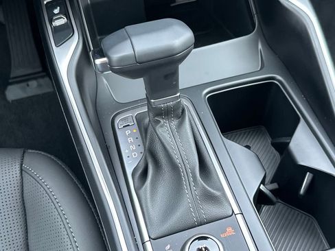 New 2025 Kia Sorento S image 25