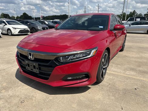 Used 2018 Honda Accord Sport image 1