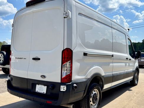 Used 2020 Ford Transit 250 Medium Roof w/ Load Area Protection Package RWD image 4
