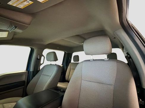 Used 2022 Ford F250 XLT w/ XLT Premium Package image 18