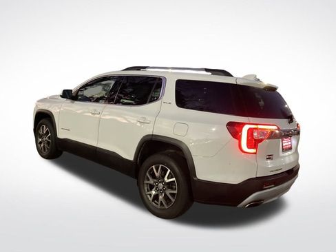 Used 2020 GMC Acadia SLE w/ Driver Convenience Package image 3