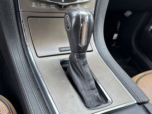 Used 2011 Lincoln MKX 2WD w/ 102A Rapid Spec Order Code image 36