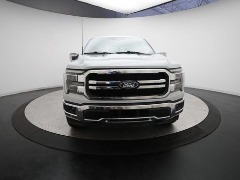 Used 2025 Ford F150 Lariat w/ Equipment Group 501A Mid AWD/4WD image 11