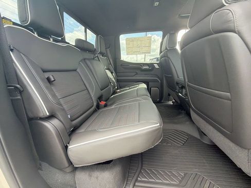 New 2026 GMC Sierra 1500 AT4X w/ AT4X AEV Edition AWD/4WD image 33