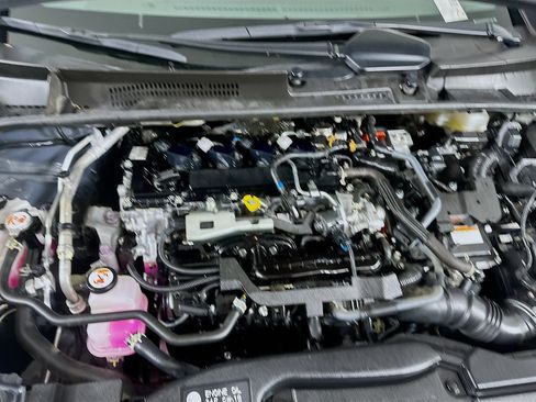 Used 2024 Toyota Prius LE image 32