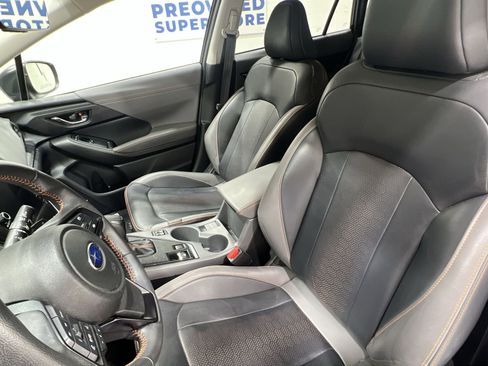 Used 2024 Subaru Crosstrek 2.5i Limited w/ Crosstrek Mirror Package image 11