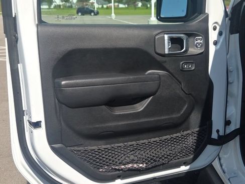Used 2022 Jeep Wrangler Unlimited Sport AWD/4WD image 20