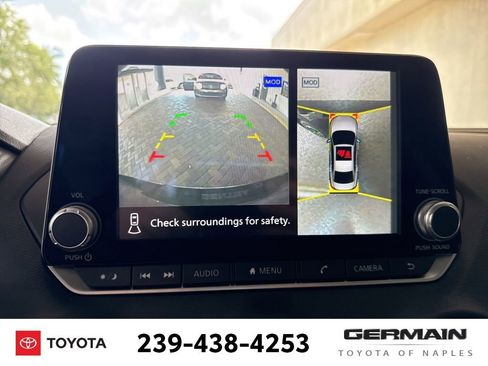 Used 2024 Nissan Sentra SR w/ SR Premium Package FWD image 16