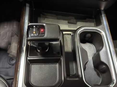 Used 2024 GMC Sierra 1500 Elevation w/ Elevation Premium Package AWD/4WD image 36