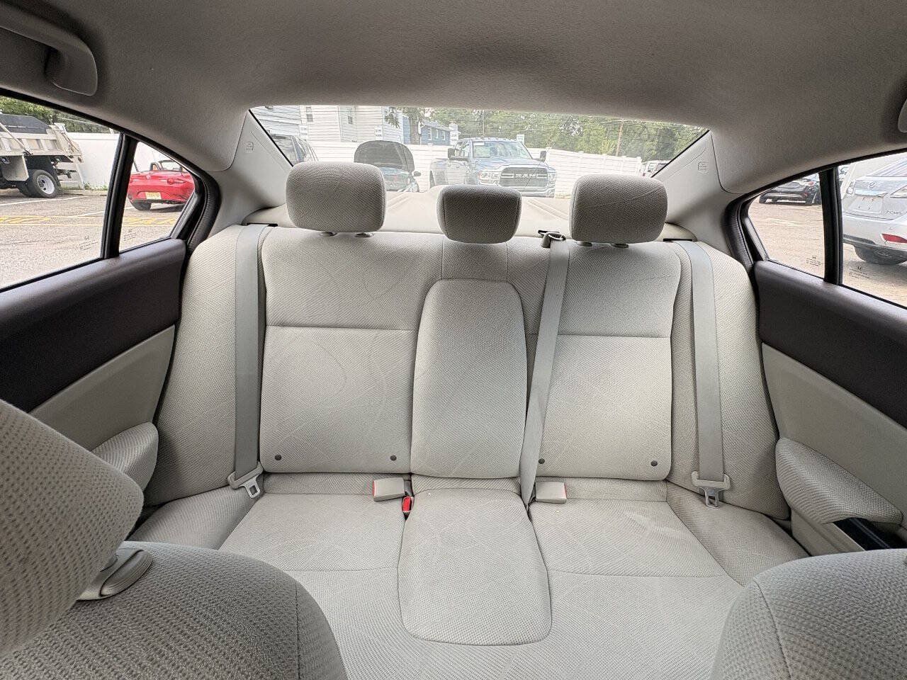 Used 2012 Honda Civic LX image 27