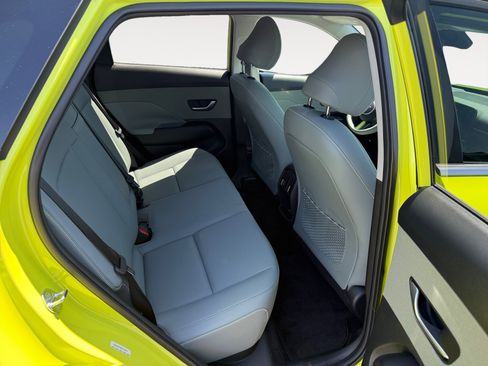 Certified 2025 Hyundai Kona Limited FWD image 18