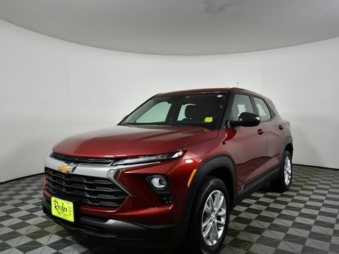 Used 2024 Chevrolet TrailBlazer LS image 6