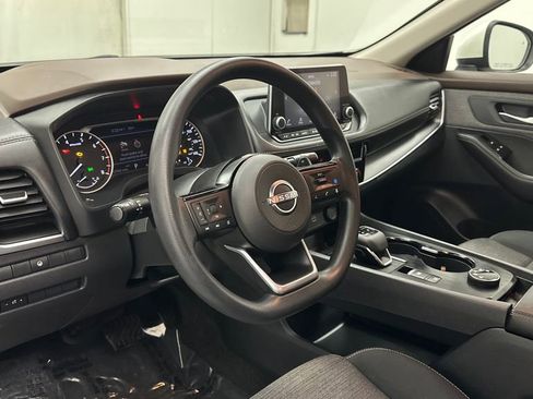 Certified 2023 Nissan Rogue SV image 16