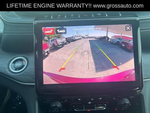 Used 2025 Jeep Grand Cherokee L Limited w/ Luxury Tech Group II AWD/4WD image 32