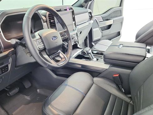 Used 2025 Ford F150 Platinum AWD/4WD image 10