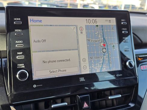 Certified 2021 Toyota Camry XLE w/ Navigation Upgrade Package image 32