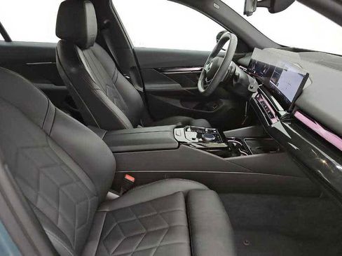 Used 2026 BMW 540i xDrive AWD/4WD image 8