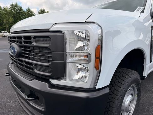 New 2026 Ford F250 XL AWD/4WD image 11