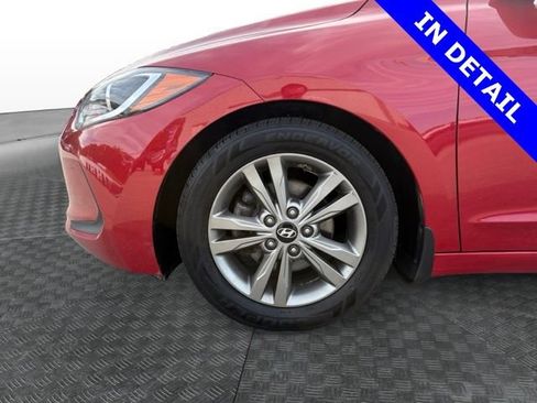 Used 2018 Hyundai Elantra SEL FWD image 14