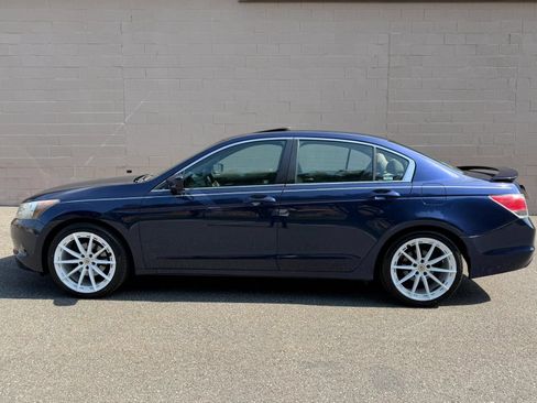 Used 2009 Honda Accord EX image 4