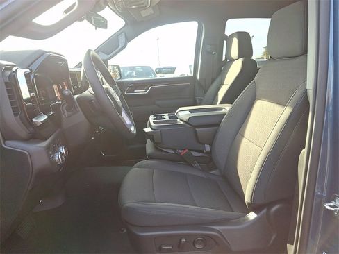 New 2026 GMC Sierra 1500 Elevation image 9