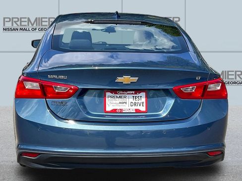 Used 2025 Chevrolet Malibu LT FWD image 6