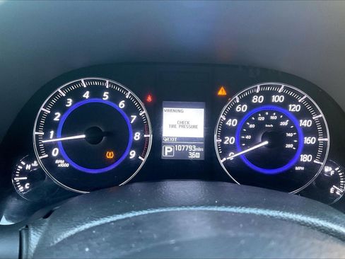 Used 2015 INFINITI QX70 AWD w/ Premium Package image 20