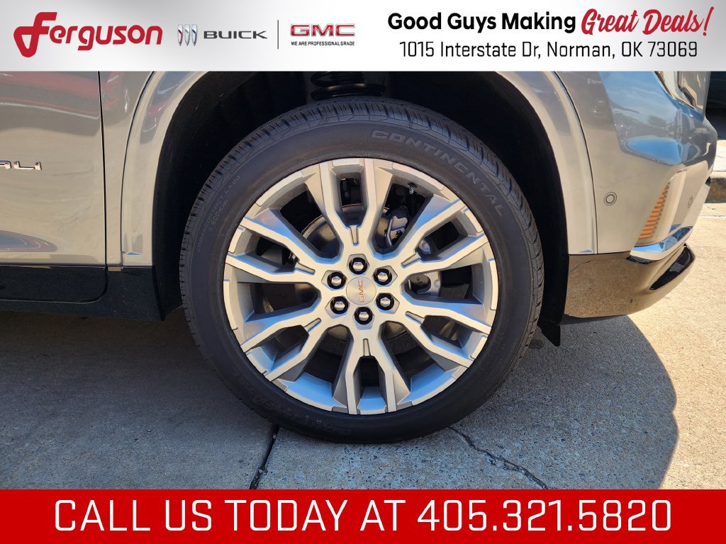 New 2026 GMC Acadia Denali w/ Super Cruise Package FWD image 57
