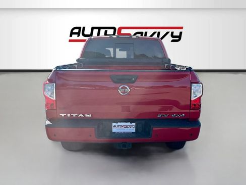 Used 2021 Nissan Titan SV w/ SV Convenience Package AWD/4WD image 6