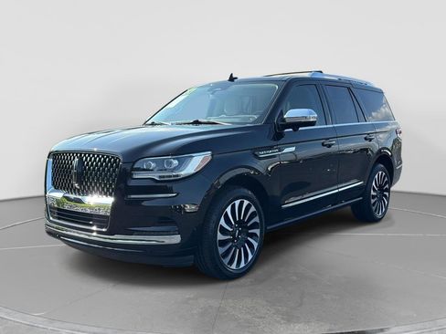 Used 2024 Lincoln Navigator Black Label AWD/4WD image 12