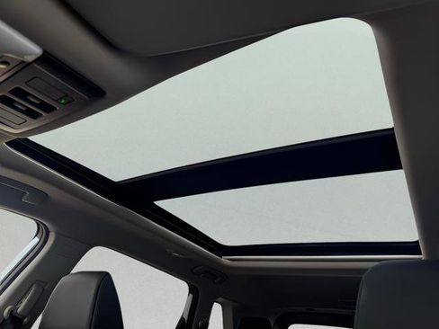 New 2026 Nissan Rogue SV FWD image 29