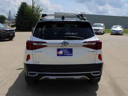 Used 2021 Kia Seltos SX w/ SX Sunroof Package AWD/4WD image 6
