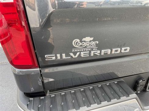 Used 2020 Chevrolet Silverado 1500 LTZ image 11