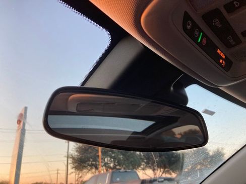 Used 2024 Chevrolet Malibu LT image 29