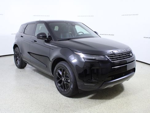 New 2026 Land Rover Range Rover Evoque S AWD/4WD image 3