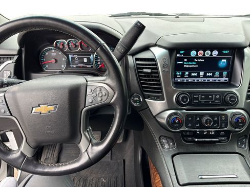 Used 2020 Chevrolet Suburban Premier w/ RST 6.2L Performance Edition image 12