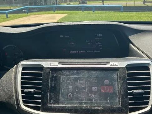 Used 2017 Honda Accord EX-L image 28
