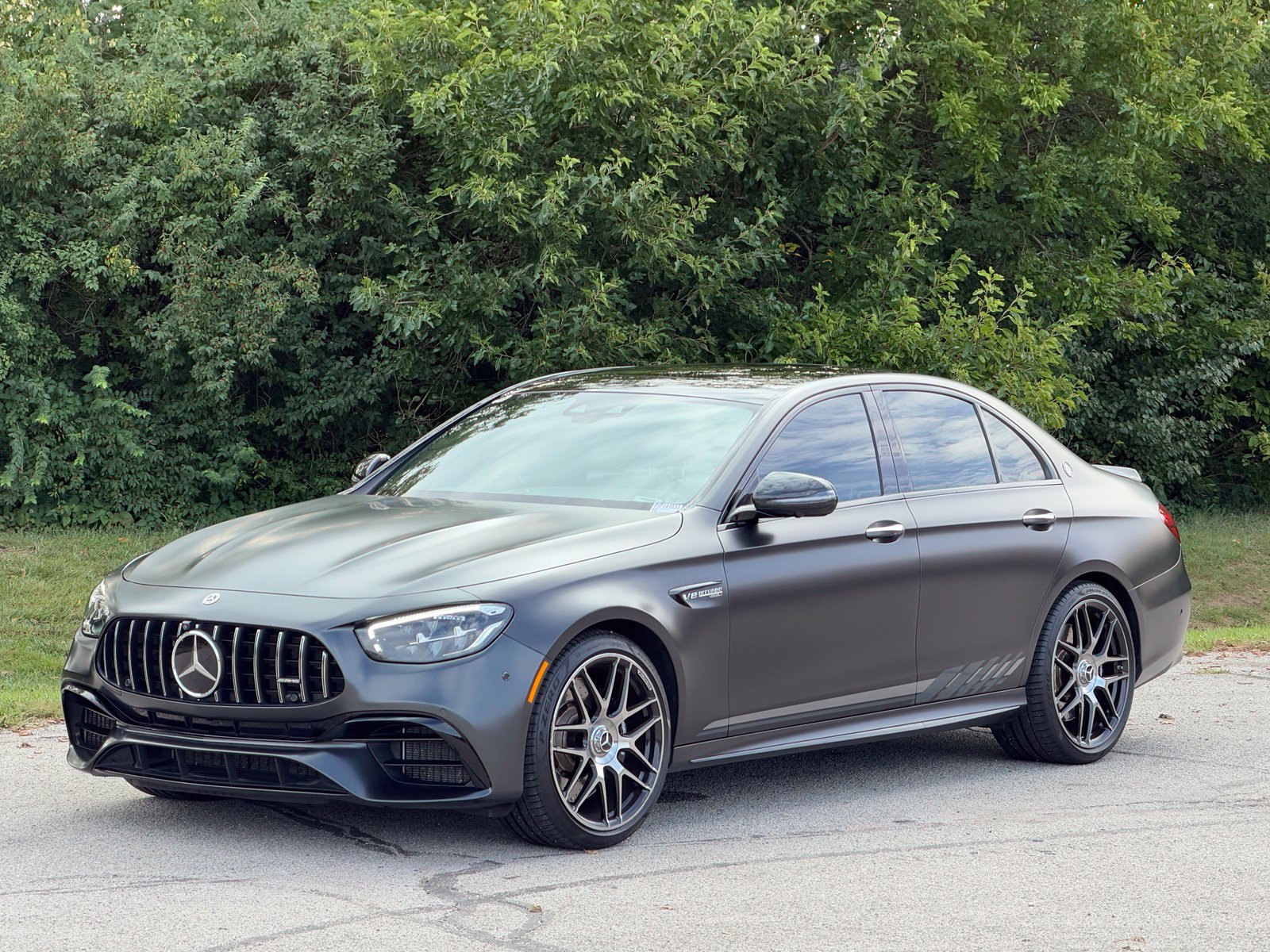 Used 2023 Mercedes-Benz E 63 AMG S image 1