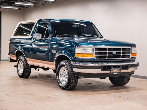 Used 1995 Ford Bronco XL AWD/4WD image 32