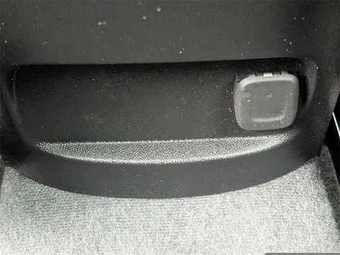 Used 2024 Chevrolet Malibu LT image 14