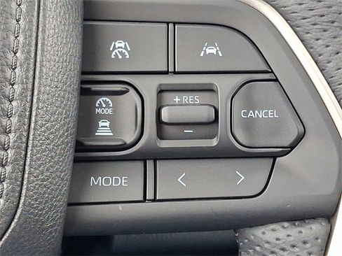 New 2025 Toyota Tacoma TRD Off-Road image 17