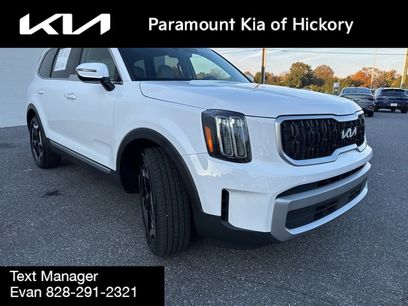 Used 2024 Kia Telluride EX w/ EX Captain's Chair Package